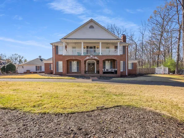 1235 Dexter Ln, Cordova, TN 38016