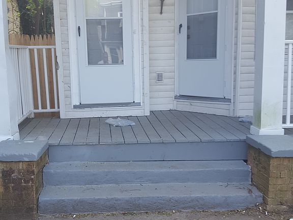 2nd image of 819 Carteret Ave