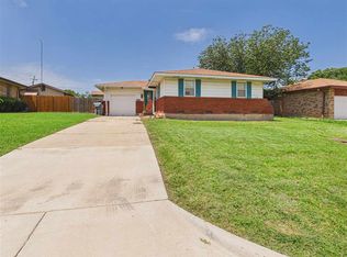 5209 NW Liberty Ave, Lawton, OK 73505