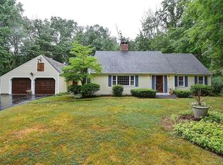 91 Sylvan St, Avon, CT 06001