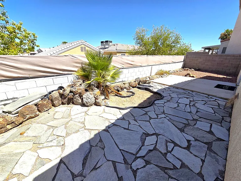 7904 Canyon Grove Ct — Photo 27