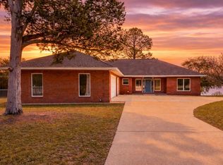 288 N Silver Lake Rd, Marianna, FL 32448
