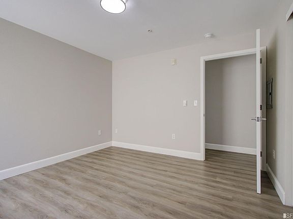 5th image of 901 Bay Shore Blvd APT 405