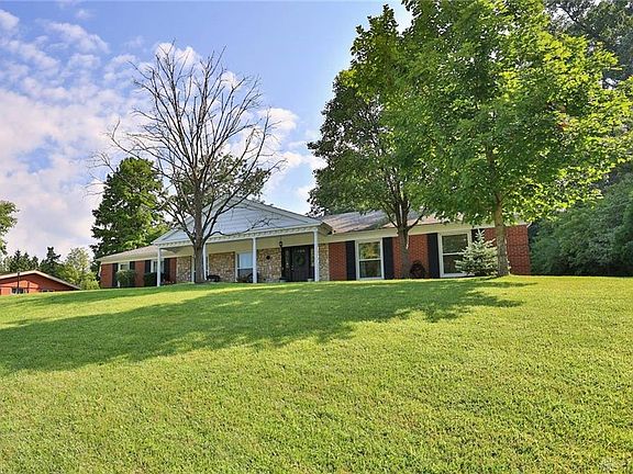 2nd image of 5522 Woodbridge Ln