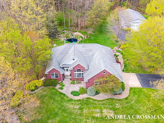 3rd image of 11625 Hidden Hollow Dr