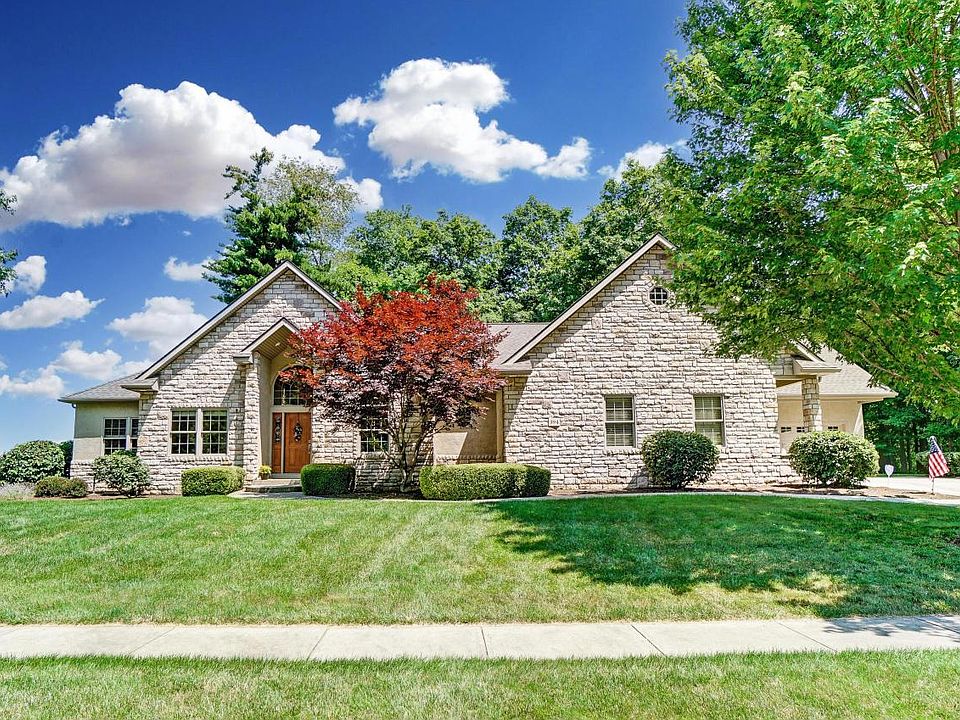 1st image of 394 Laurel Oak Ln