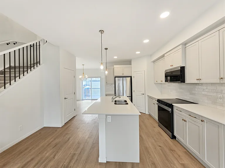 2205 Bayview Dr SW — Photo 7