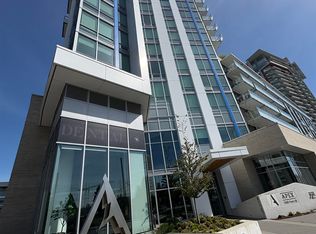 1500 Fern St #304, North Vancouver, BC V7J0A9