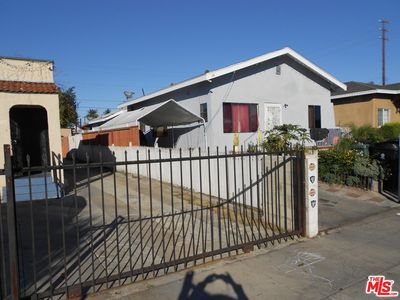 1141 E 84th Pl, Los Angeles, CA, 90001