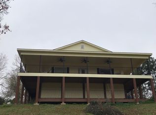 211 Mohawk Ln, Zwolle, LA 71486