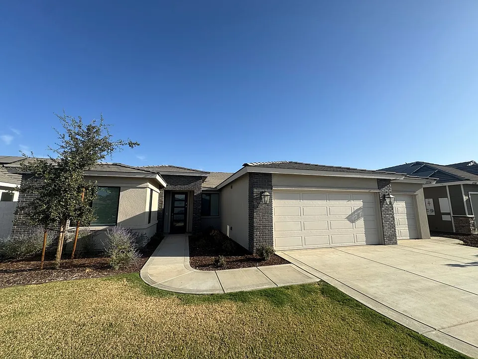 12714 Graham Ct