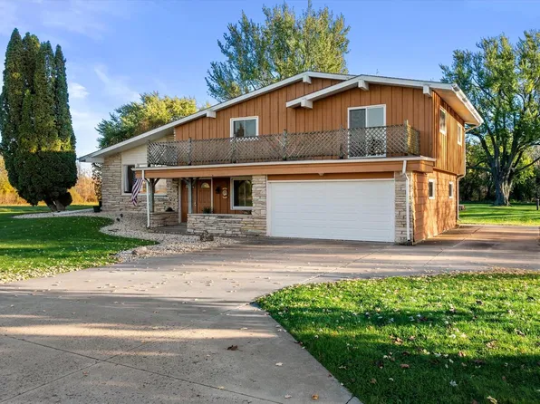 W2939 County Road ROAD #O, Ixonia, WI 53036