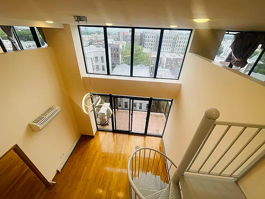 Rented by Remax Edge | media 3