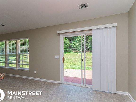 5th image of 9011 Arbor Creek Dr
