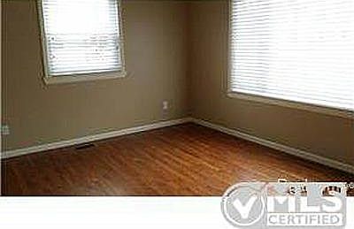 1st image of 29085 Park St