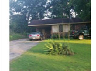 87 Hall St, Lexington, TN 38351