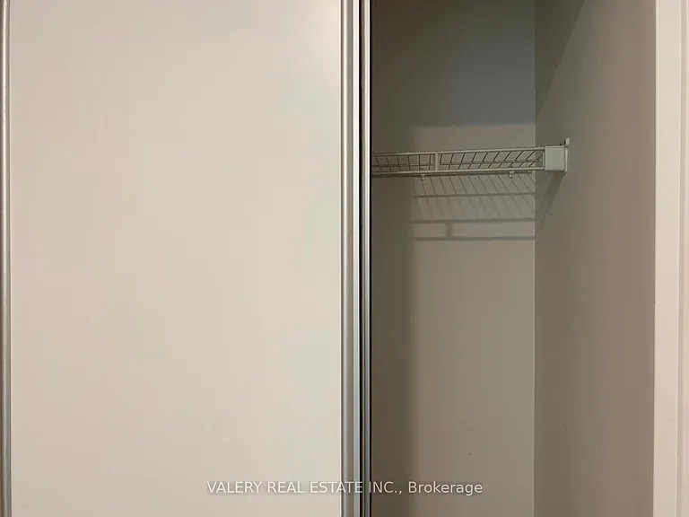 60 Frederick St #809 — Photo 28