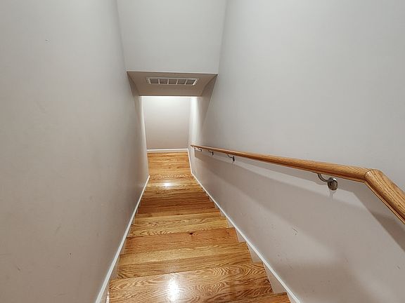3rd image of 123 Werner Ave #123