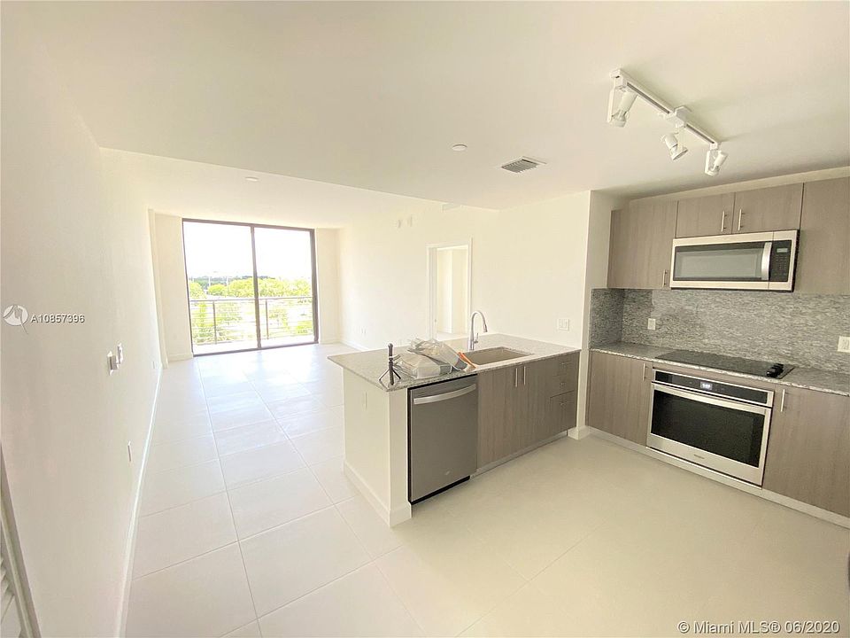 1st image of 5350 NW 84th Ave #411