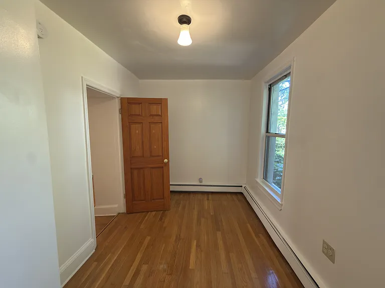 86 Ryerson St #2 — Photo 4