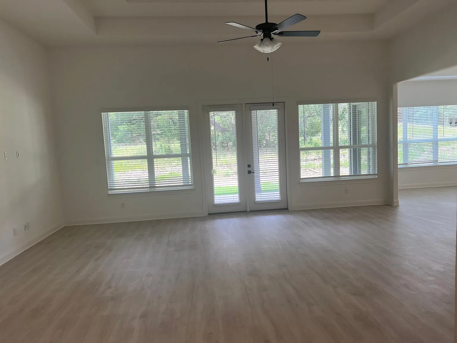 4 bed, 3300 sqft, $3,799 — Photo 2