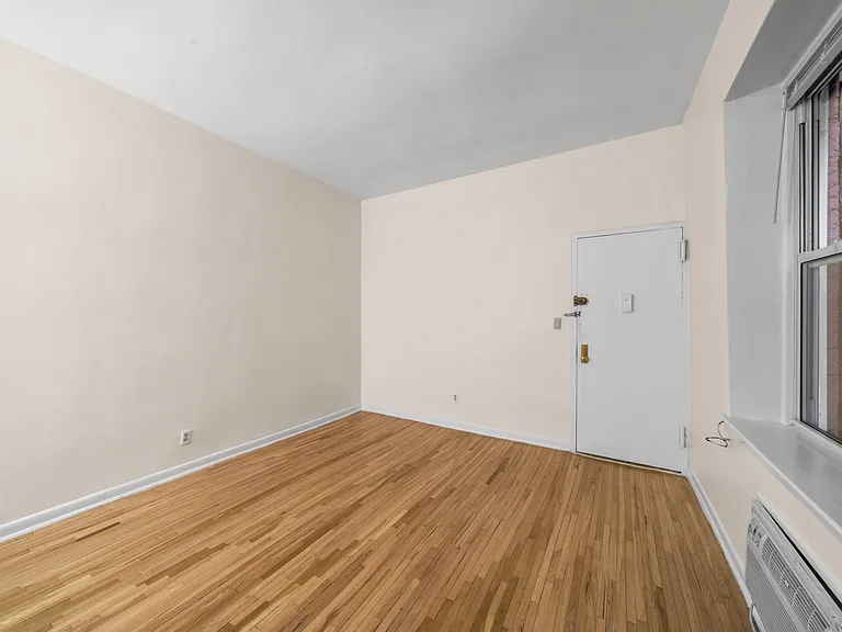 25 W 84th St #1H — Photo 14