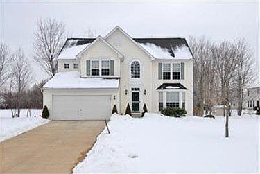 1st image of 34011 Hickory Ct