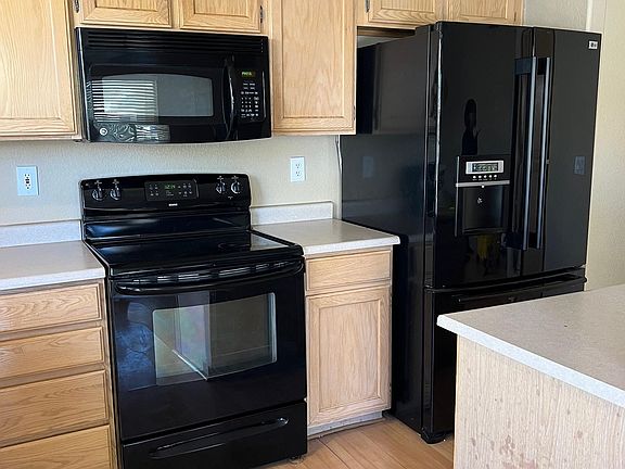 3rd image of 3856 E San Remo Ave