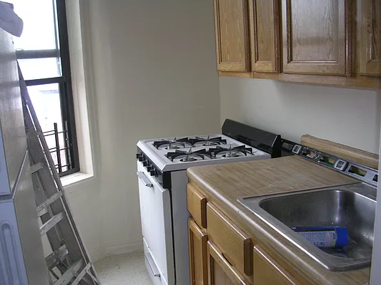 Rented by RV Realty | media 17