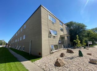 441 Edison Ave #310, Winnipeg, MB R2G 0M2