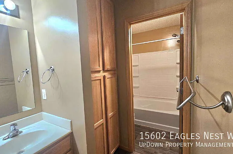15602 Eagles Nest Way — Photo 13