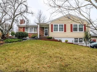 80 Clover Hill Rd, Flemington, NJ 08822