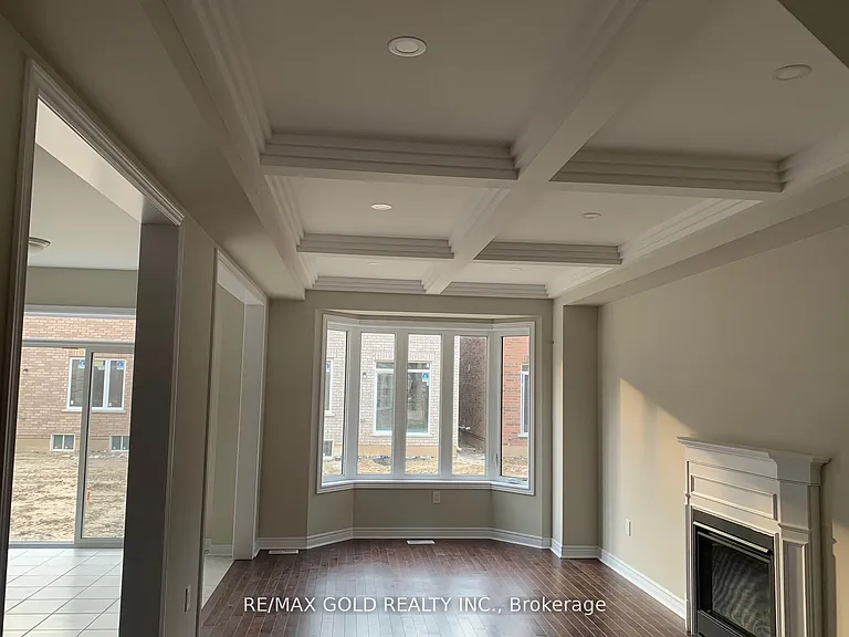 140 Finegan Cir — Photo 9