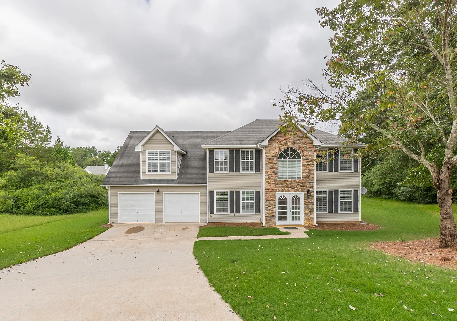 608 Chartwell Circle — Photo 3