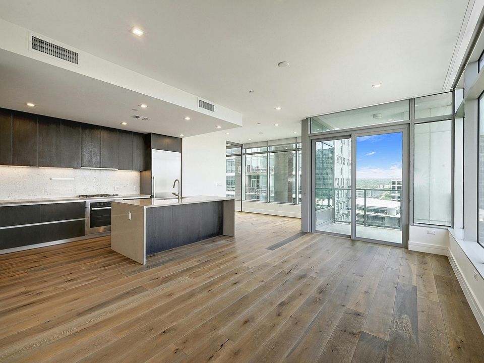 1st image of 501 West Ave APT 1104