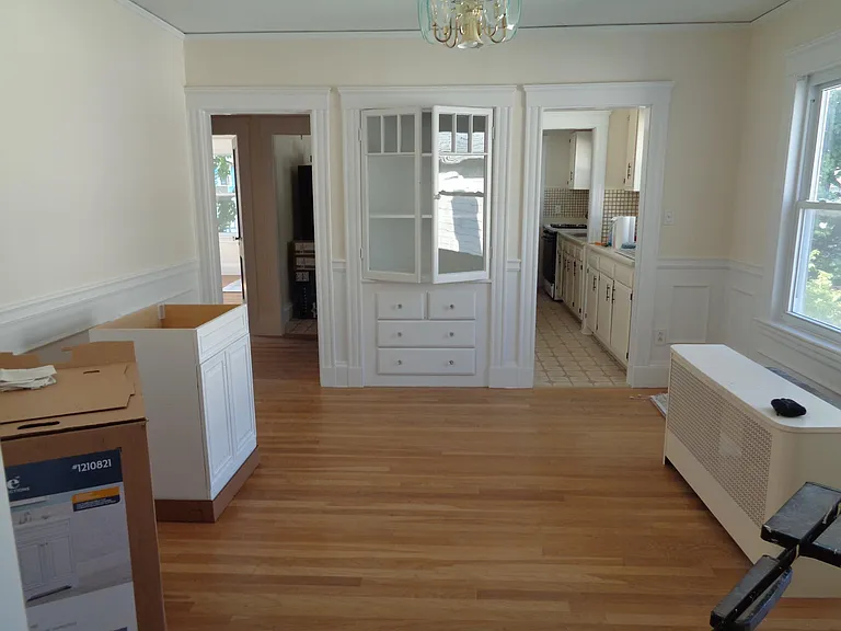 Fairview Ave — Photo 3
