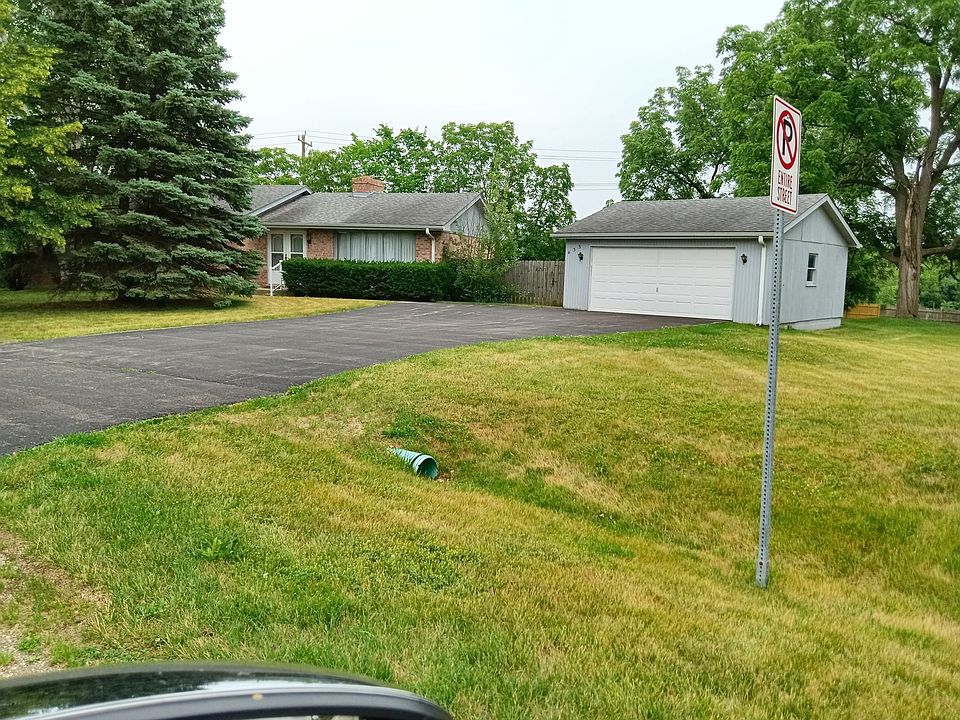 1st image of 433 Hickory Haven Dr E