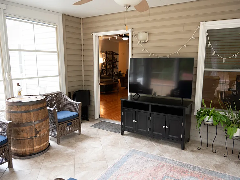 847 Stone Cross Dr — Photo 18