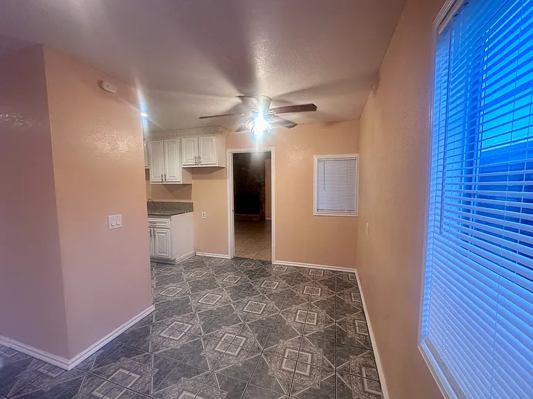 5361 San Bernardino St — Photo 11