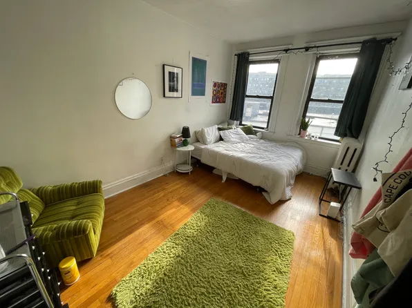 27-33 Saint Lukes rd