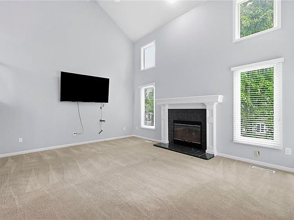 4th image of 13644 W 58th Ter