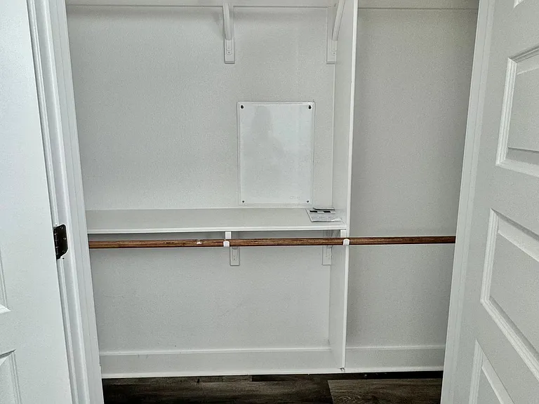 Walk-in closet