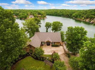 27 Cargill Dr, Bella Vista, AR 72715