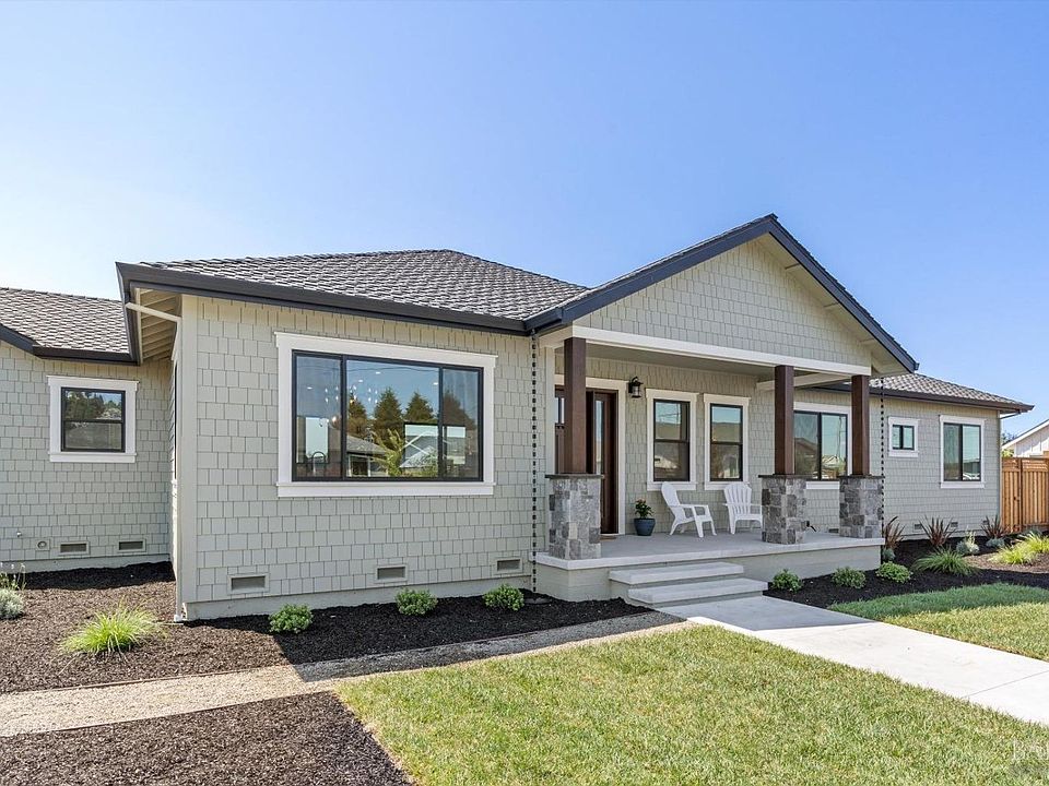1st image of 4563 Brighton Dr