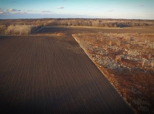 E Ray Rd, Havana, IL 62644