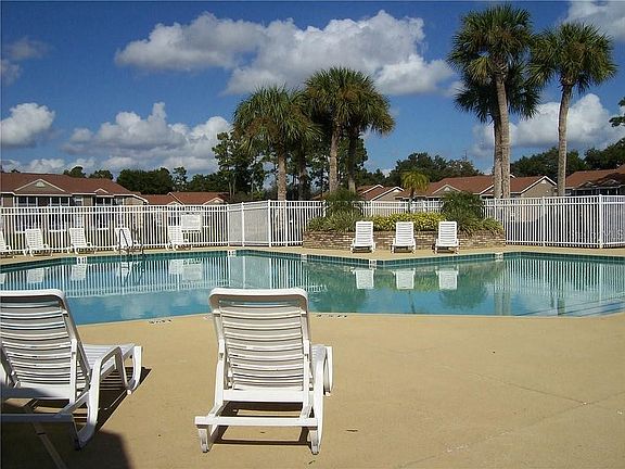 4th image of 140 Reserve Cir APT 208