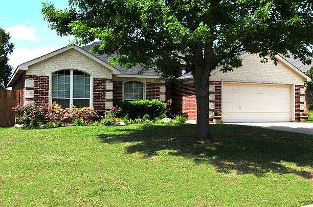 1st image of 14 Fern Oak Ct