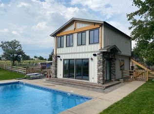 7157 W Pineview Dr #B, Littleton, CO 80125