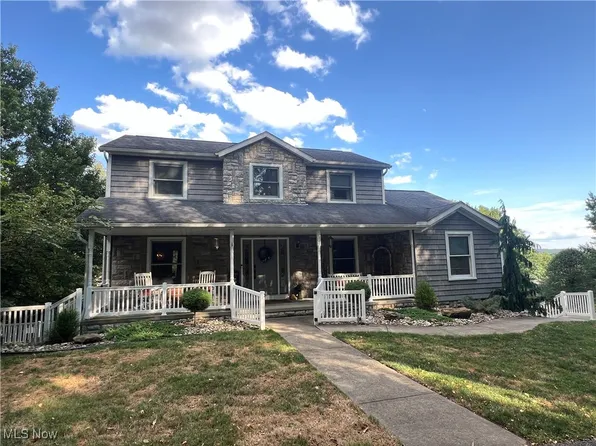 317 Donahey Ave NE, New Philadelphia, OH 44663