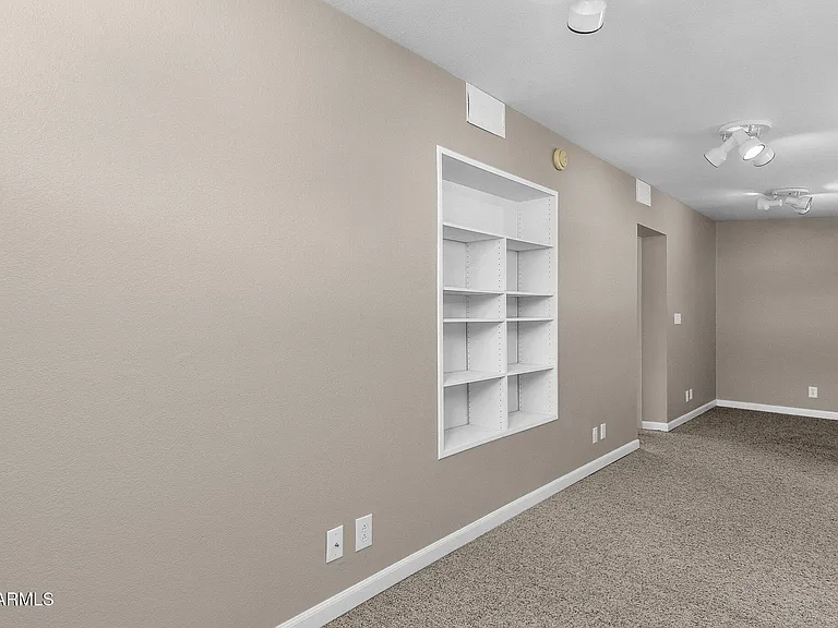 4307 E Karen Dr — Photo 30